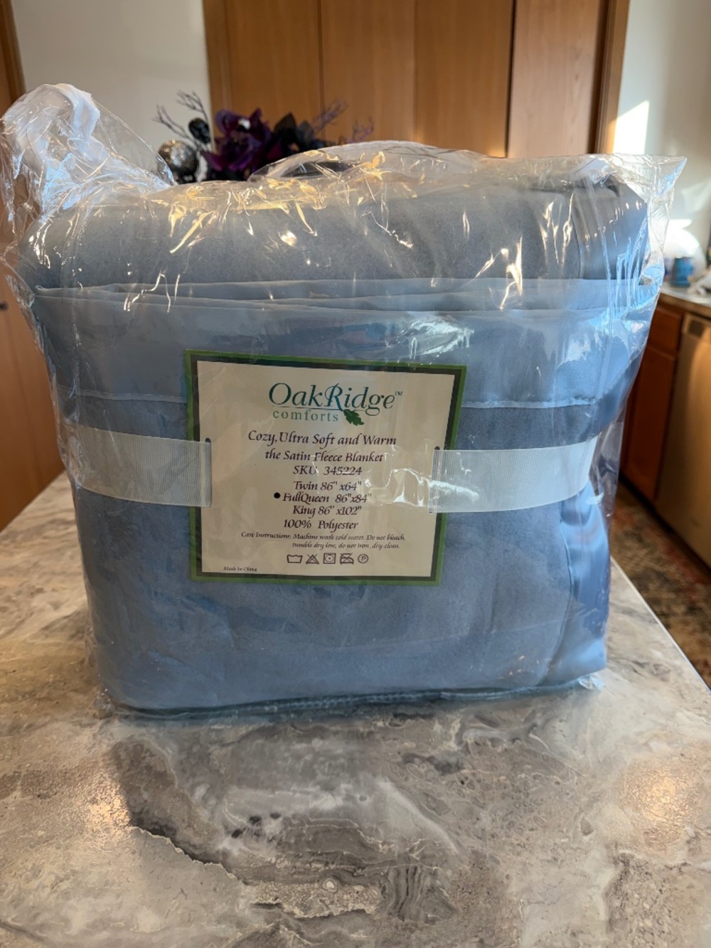 Oak ridge Comforts Cozy, Ultra Soft and warm satin fleece blanket